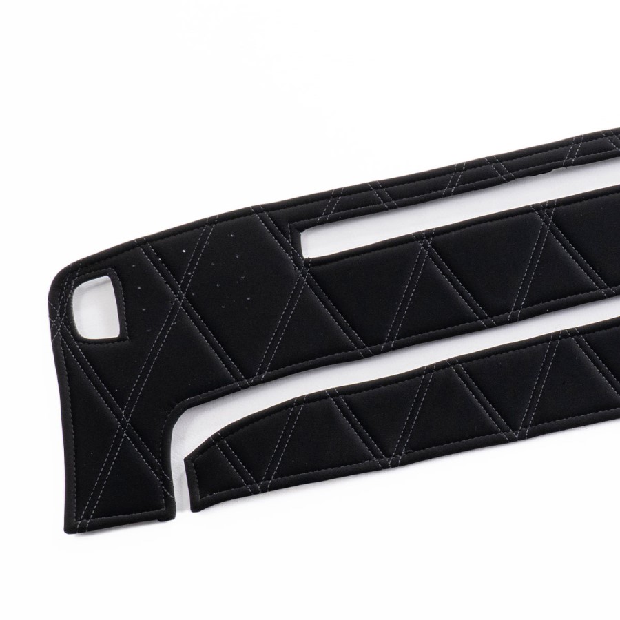 ダッシュボードマット ベルティ 2tワイド / トラック用品貨物堂ネット